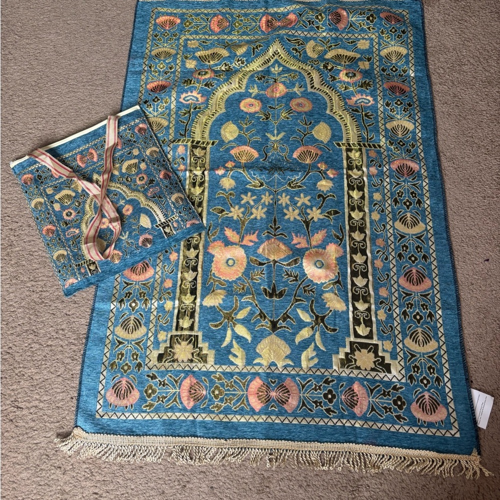 Floral Patterned Blue and Yellow prayer Set with Cary bag